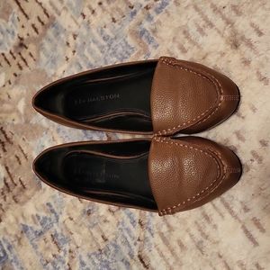 Tan leather vintage Halston loafer flats